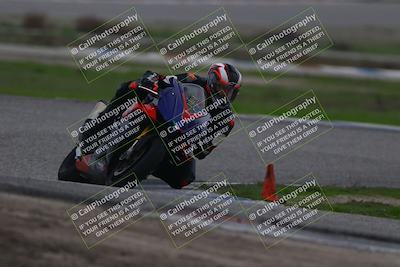 media/Nov-30-2025-TrackDaz (Sun) [[d8b22663df]]/B Group/Session 2 (Sunset)/